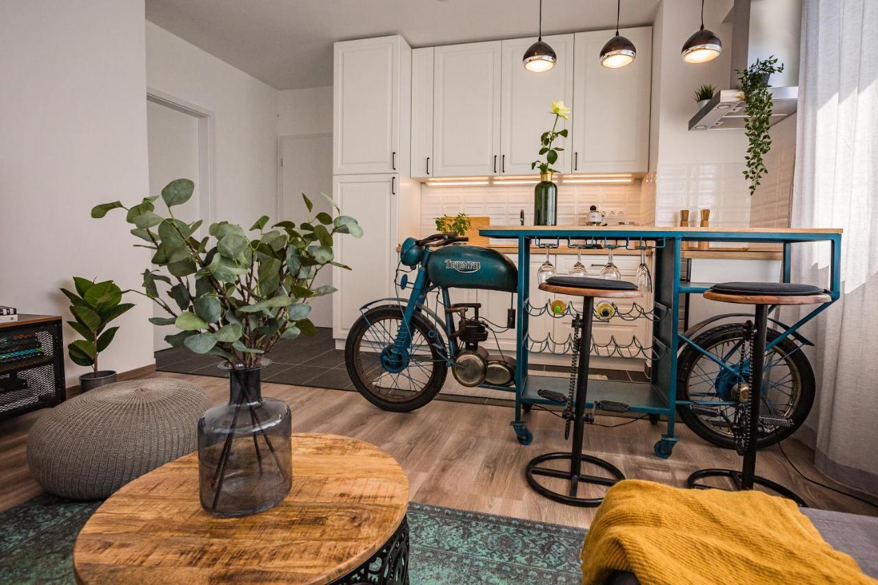 Stylish Oasis Central Apartment With Ac And Parking Budapesta Exterior foto